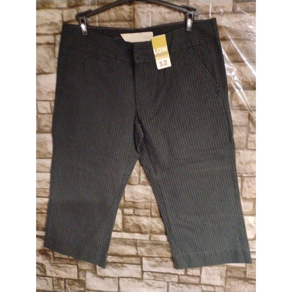 Womens Old Navy Striped Capri Pants Black Pockets Size 12